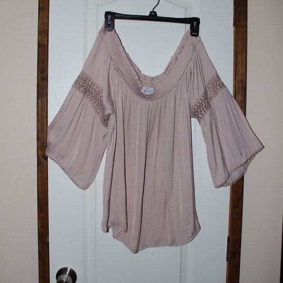Jennifer Lopez Tops - Jennifer Lopez Ladies blouse Size XL